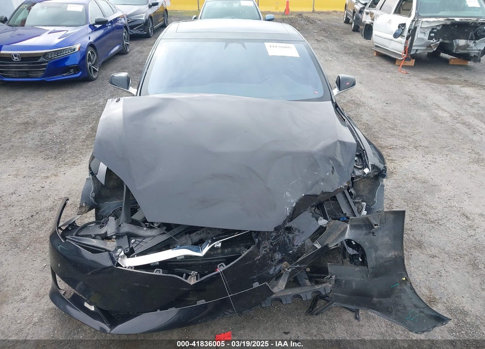 2016 TESLA MODEL S VIN: 5YJSA1E4XGF171681