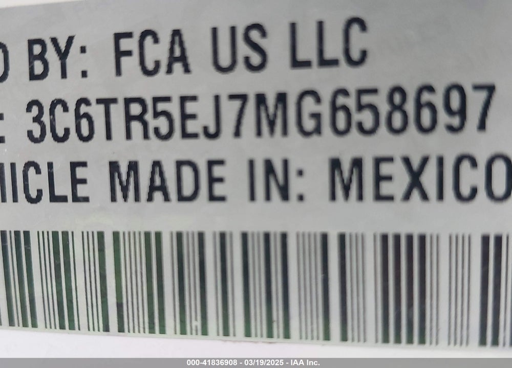 2021 RAM 2500 VIN: 3C6TR5EJ7MG658697