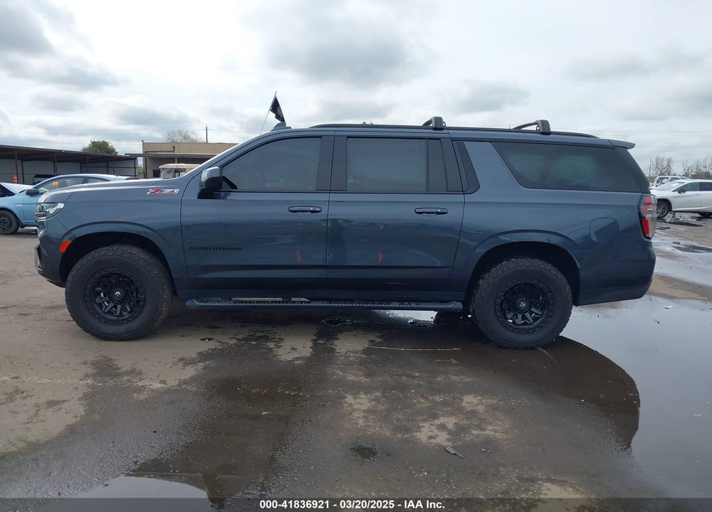 2021 CHEVROLET SUBURBAN 4WD Z71 VIN: 1GNSKDKD2MR379098