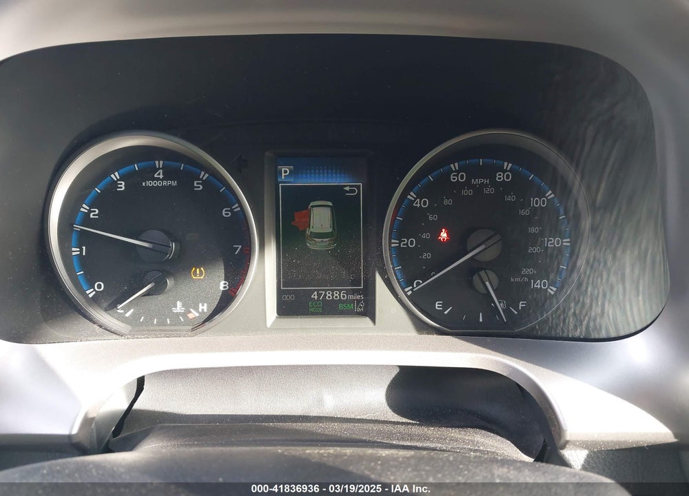 2018 TOYOTA RAV4 XLE VIN: JTMRFREVXJJ749074