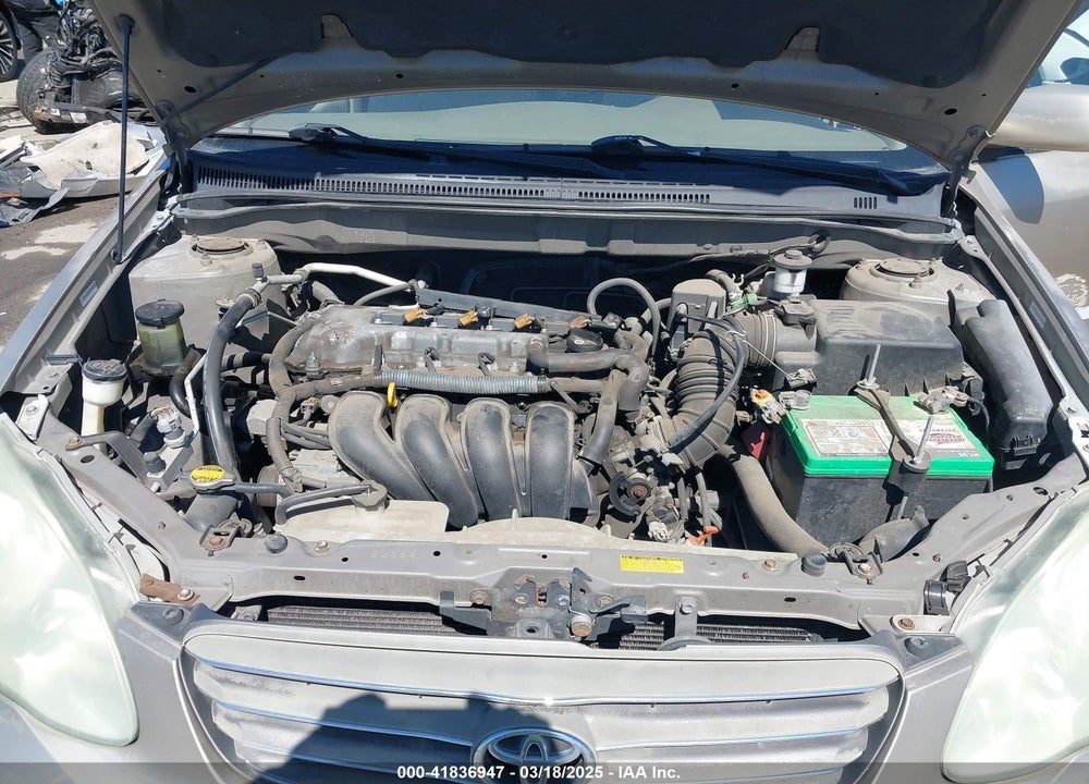 2004 TOYOTA COROLLA LE VIN: 1NXBR32E04Z333348