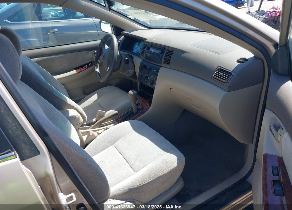 2004 TOYOTA COROLLA LE VIN: 1NXBR32E04Z333348