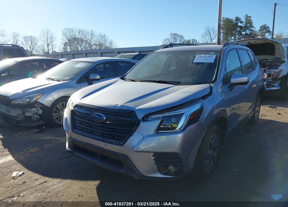 2023 SUBARU FORESTER VIN: JF2SKADC1PH496825