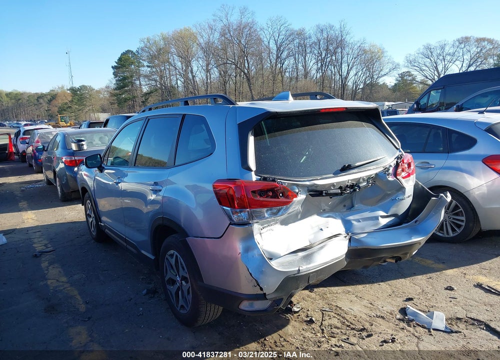 2023 SUBARU FORESTER VIN: JF2SKADC1PH496825