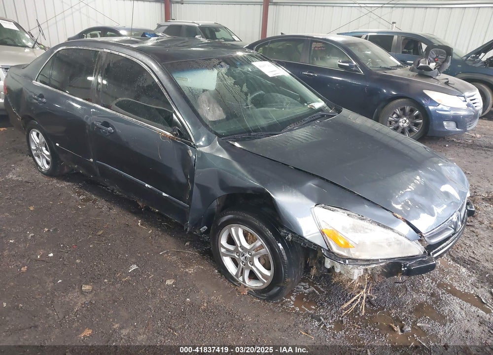 2007 HONDA ACCORD 2.4 SE VIN: JHMCM56357C011003