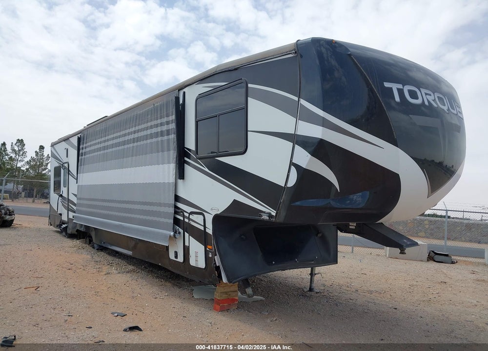 2020 HEARTLAND RV TORQUE 371 TOY HAULER TRAVEL TRAILER VIN: 5SFCG4328LE434877