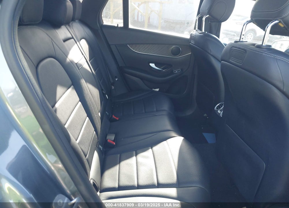2018 MERCEDES-BENZ GLC VIN: WDC0G4KB8JV112240