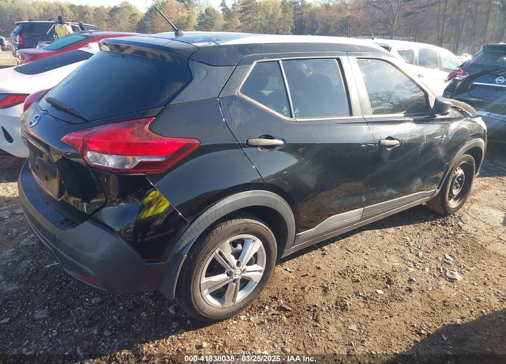 2018 NISSAN KICKS VIN: 3N1CP5CUXJL515082