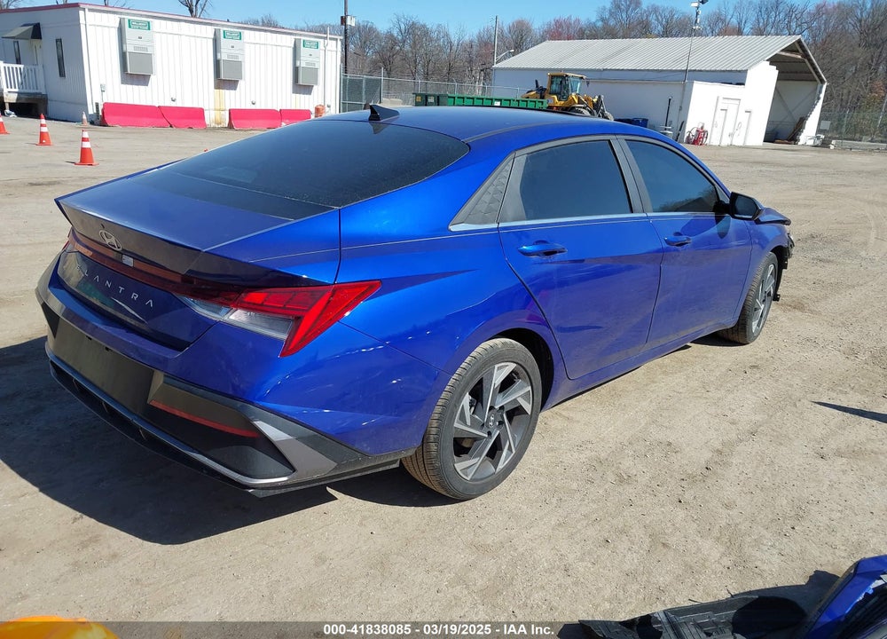 2024 HYUNDAI ELANTRA VIN: KMHLS4DG3RU769454