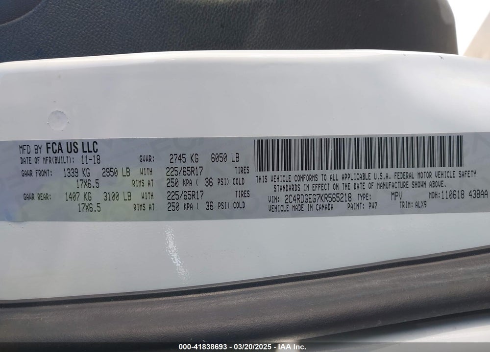 2019 DODGE GRAND CARAVAN VIN: 2C4RDGEG7KR565218