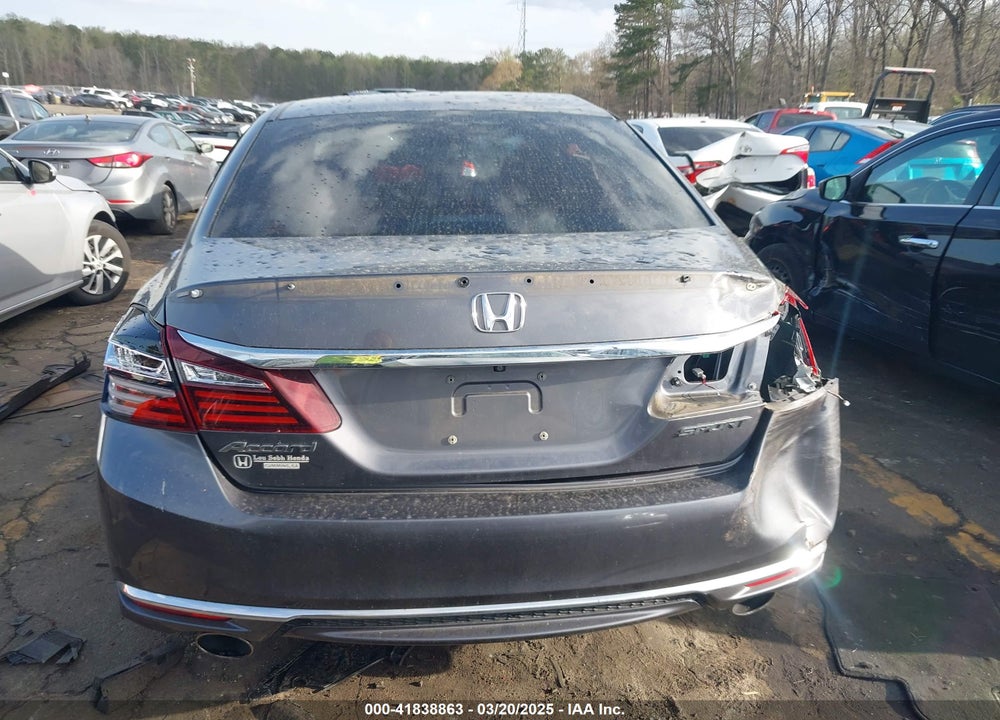 2016 HONDA ACCORD VIN: 1HGCR2F52GA161036