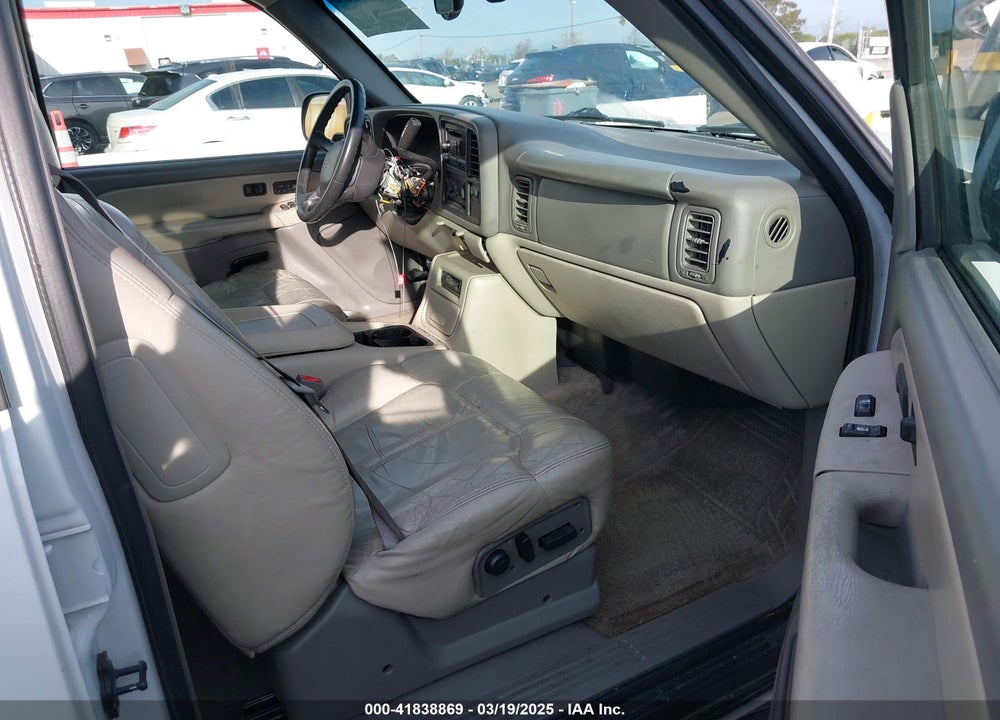 2002 CHEVROLET TAHOE LT VIN: 1GNEK13Z42R256342