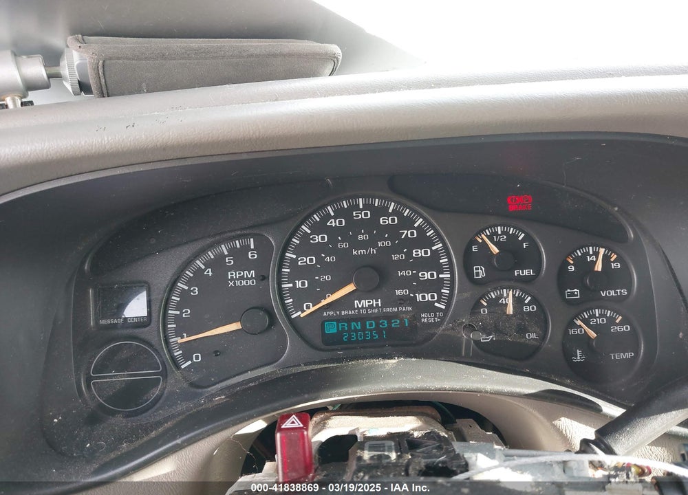 2002 CHEVROLET TAHOE LT VIN: 1GNEK13Z42R256342