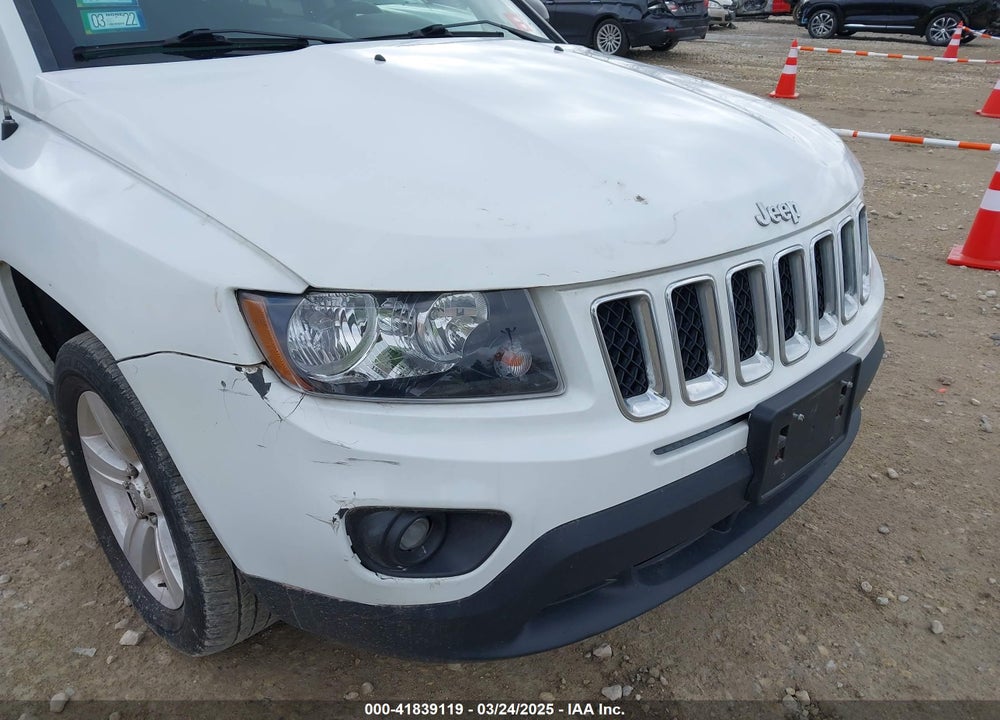 2015 JEEP COMPASS VIN: 1C4NJCBBXFD111143