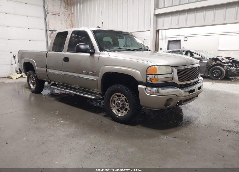 2003 CHEVROLET SILVERADO K2500 HEAVY DUTY VIN: 1GCHK29G43E157174