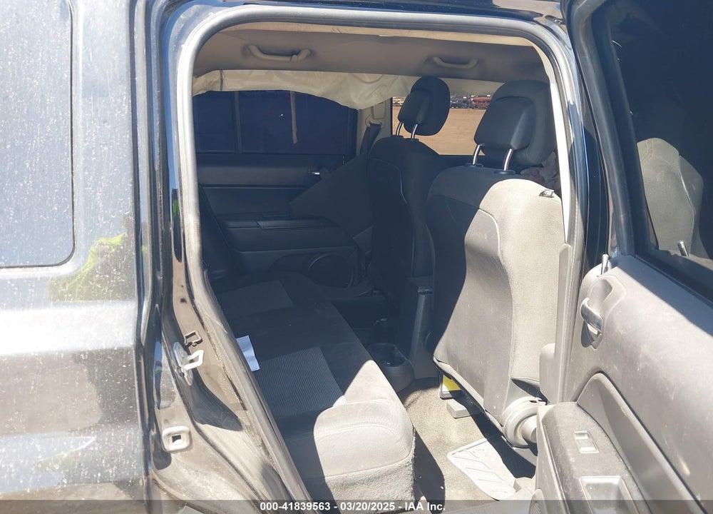 2017 JEEP PATRIOT VIN: 1C4NJRFB3HD174116