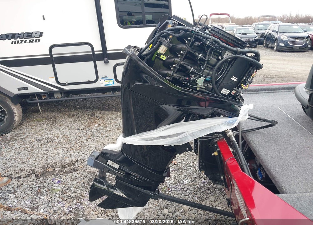 2024 TRACKER BASS TRACKER VIN: BUJ75818D424