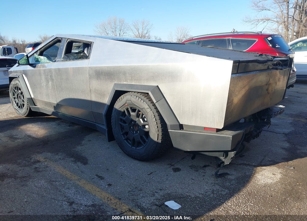 2025 TESLA CYBERTRUCK VIN: 7G2CEHEE9SA061735