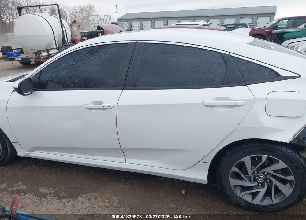 2018 HONDA CIVIC EX VIN: 19XFC2F78JE038859