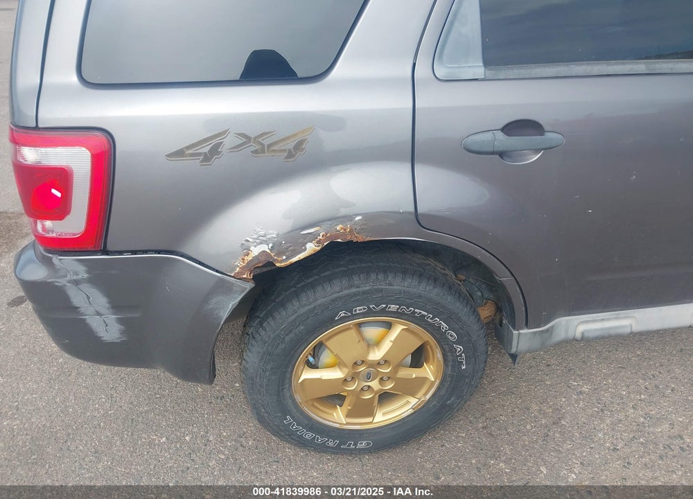 2009 FORD ESCAPE VIN: 1FMCU93G69KC46398