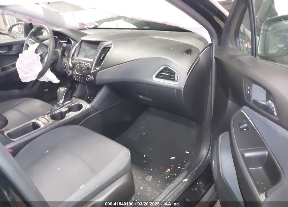 2017 CHEVROLET CRUZE VIN: 1G1BE5SM1H7113331