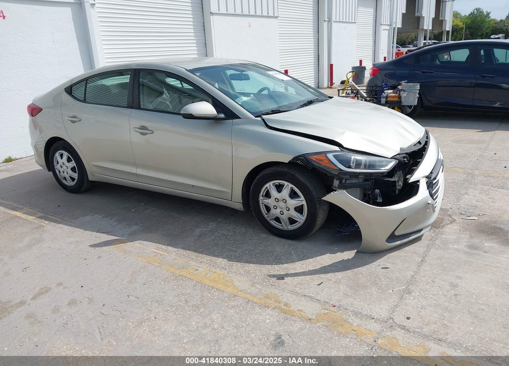 2018 HYUNDAI ELANTRA SE VIN: KMHD74LF9JU666154