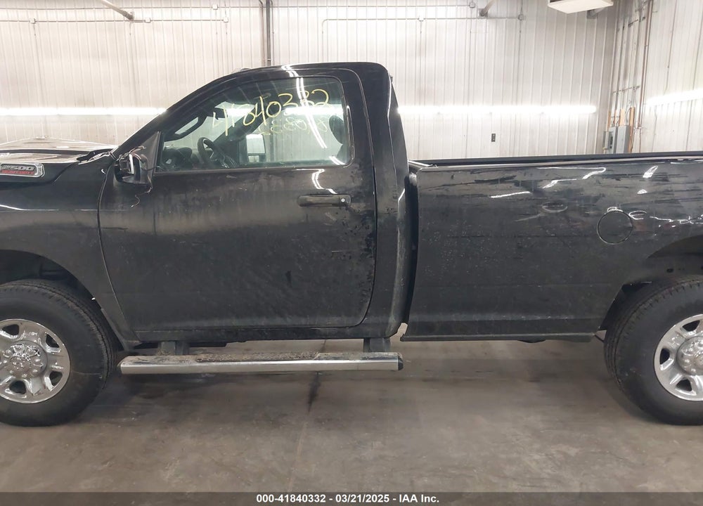 2024 RAM 2500 TRADESMAN 4X4 8' BOX VIN: 3C6MR5AJ8RG298602