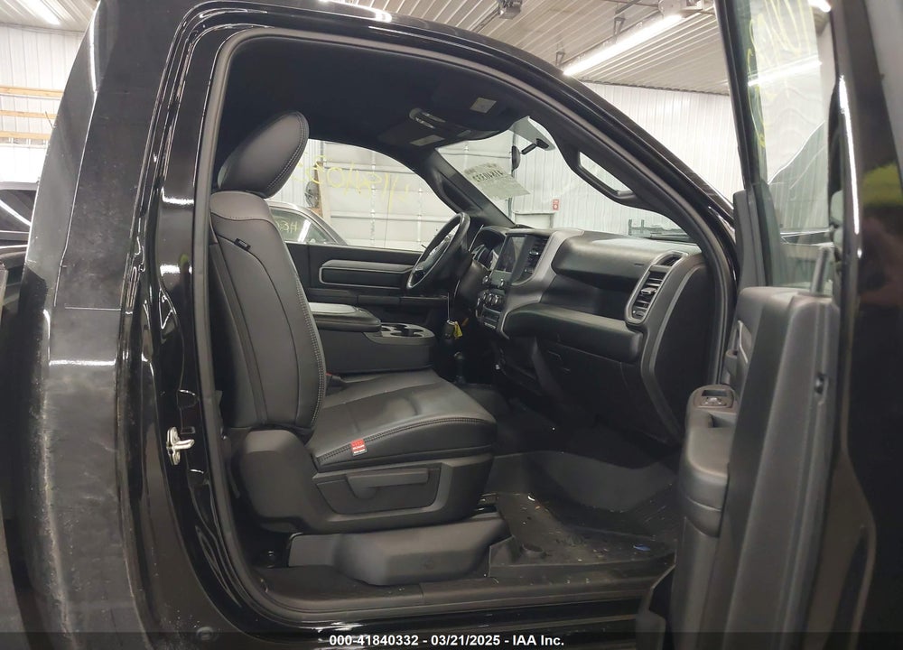 2024 RAM 2500 TRADESMAN 4X4 8' BOX VIN: 3C6MR5AJ8RG298602