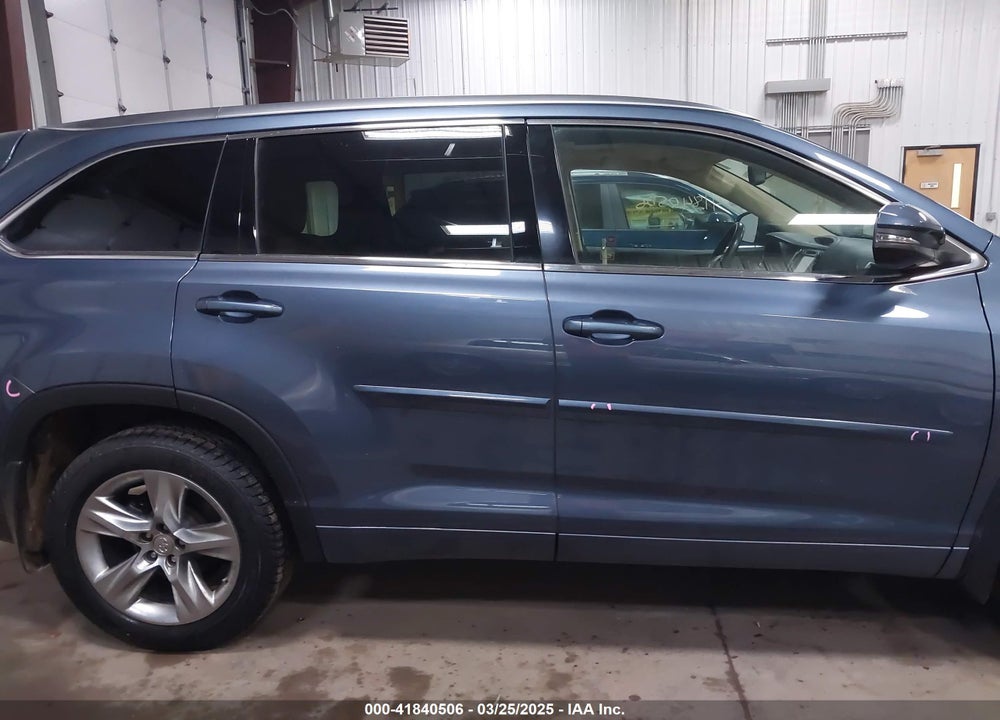 2015 TOYOTA HIGHLANDER VIN: 5TDDKRFH8FS103704