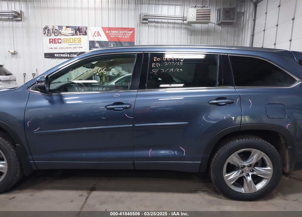 2015 TOYOTA HIGHLANDER VIN: 5TDDKRFH8FS103704