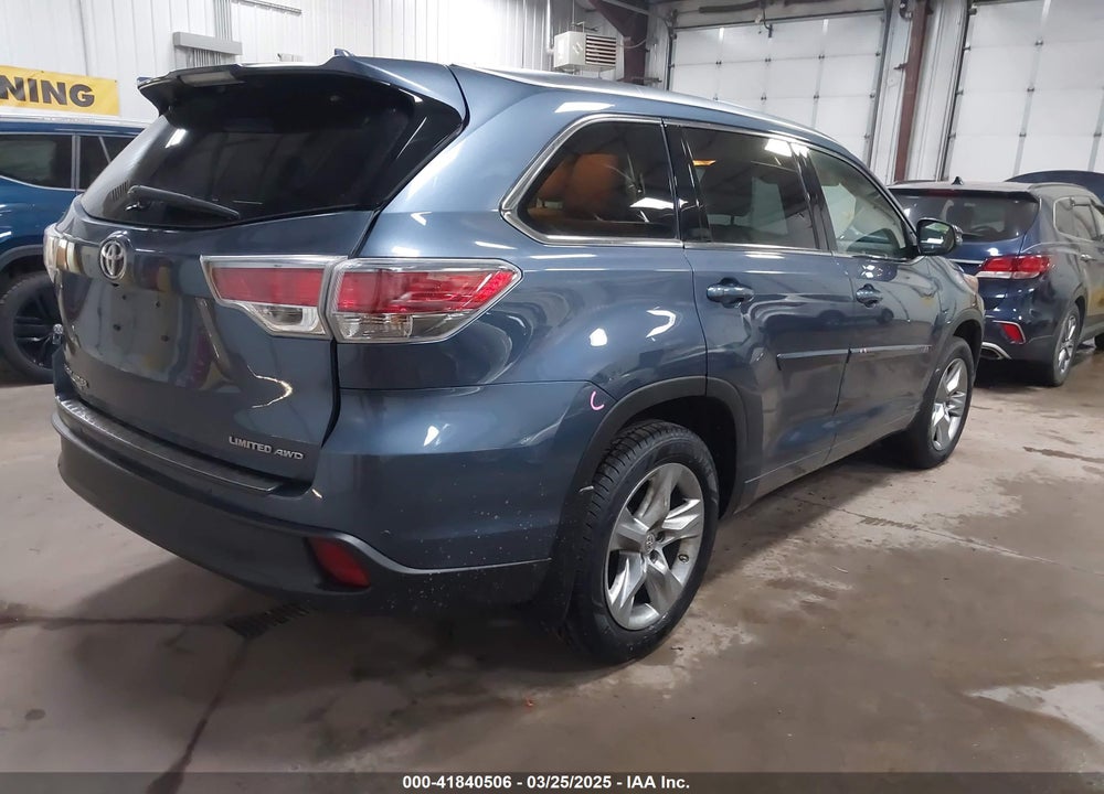 2015 TOYOTA HIGHLANDER VIN: 5TDDKRFH8FS103704