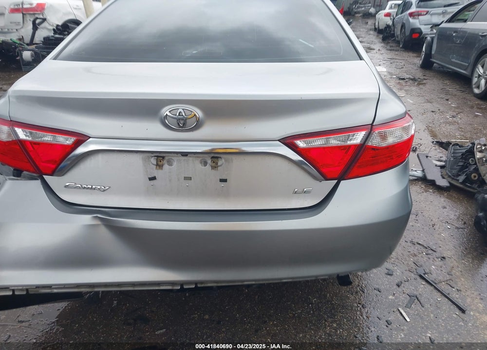 2017 TOYOTA CAMRY LE VIN: 4T1BF1FK3HU752233