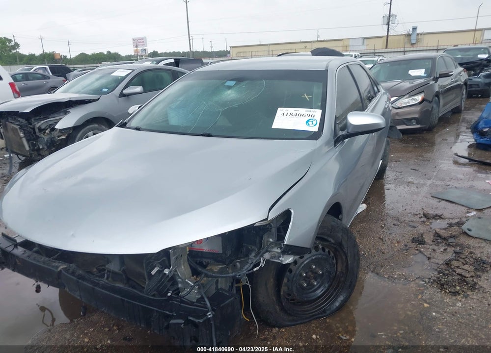 2017 TOYOTA CAMRY LE VIN: 4T1BF1FK3HU752233