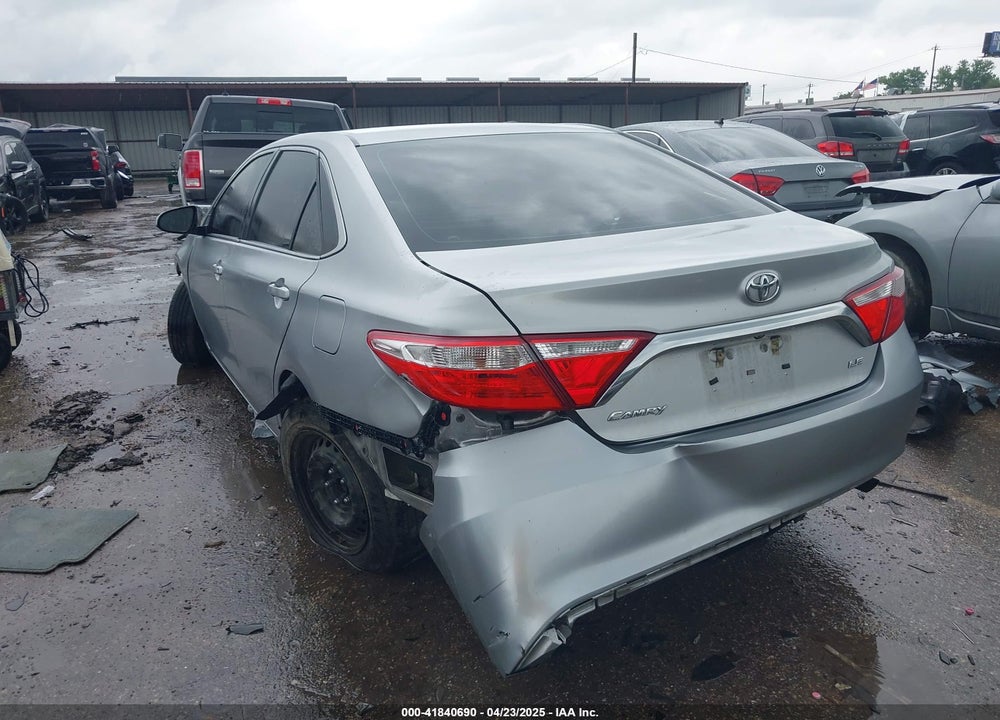 2017 TOYOTA CAMRY LE VIN: 4T1BF1FK3HU752233