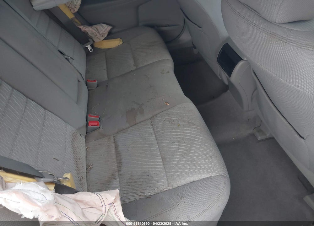 2017 TOYOTA CAMRY LE VIN: 4T1BF1FK3HU752233
