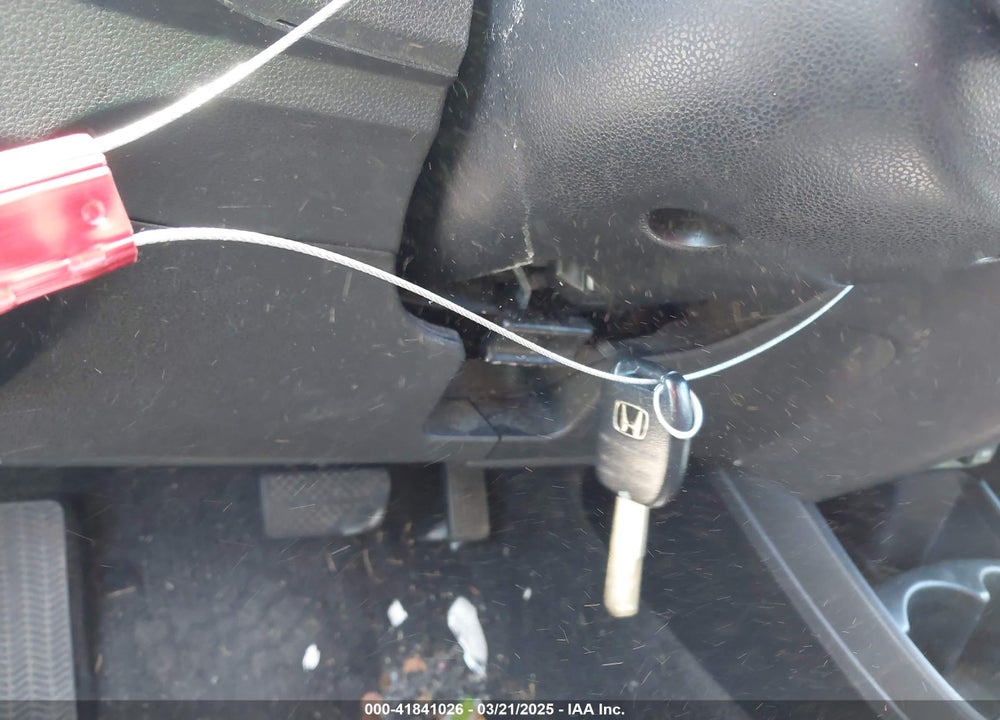 2013 HONDA FIT VIN: JHMGE8H66DC024961