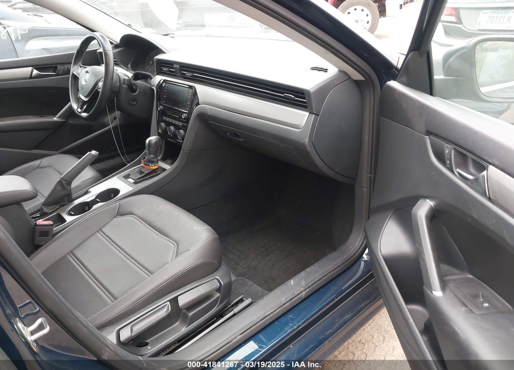 2020 VOLKSWAGEN PASSAT VIN: 1VWSA7A32LC011086