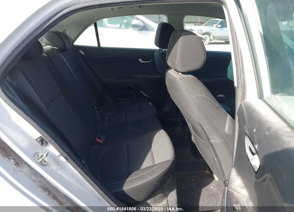 2019 KIA RIO VIN: 3KPA25ABXKE208392