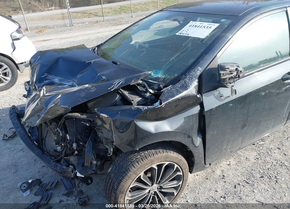 2015 TOYOTA COROLLA VIN: 2T1BURHE3FC411795