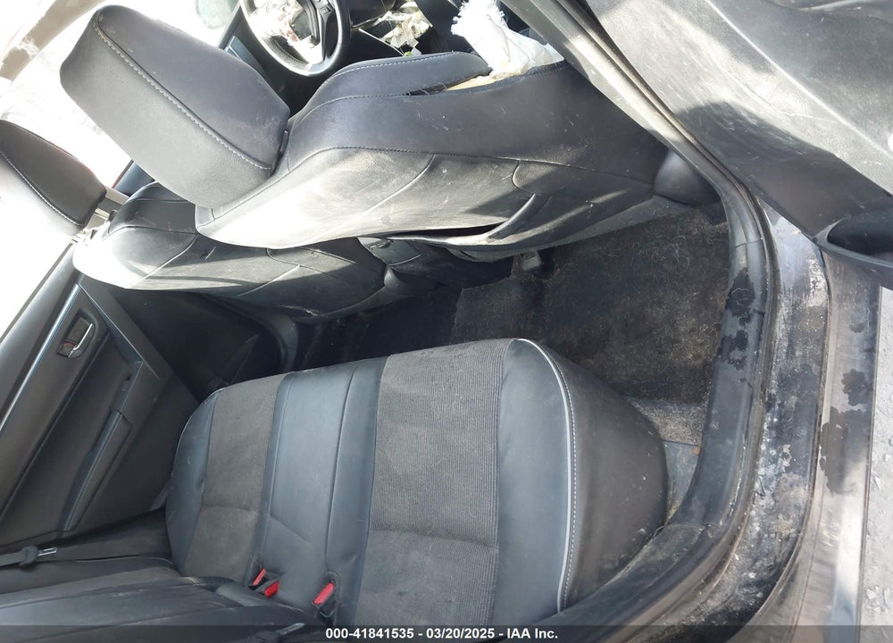 2015 TOYOTA COROLLA VIN: 2T1BURHE3FC411795