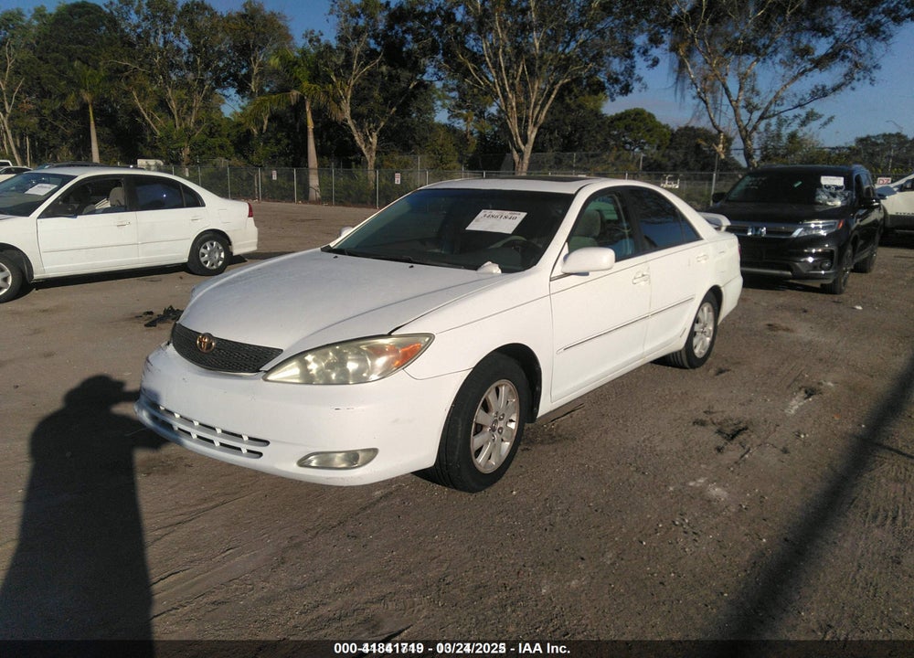 2004 TOYOTA CAMRY XLE VIN: 4T1BE32K74U326169