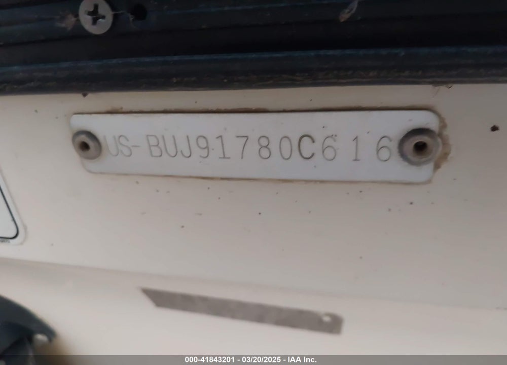 2016 OTHER MAKO VIN: BUJ91780C616