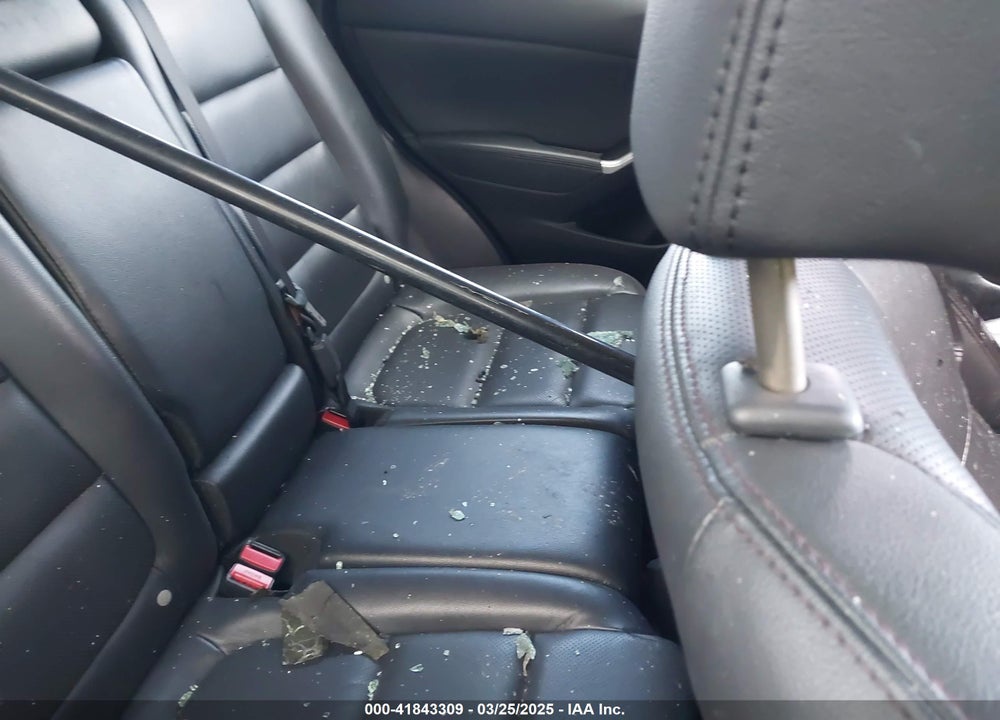 2016 MAZDA CX-5 VIN: JM3KE4DY3G0647964