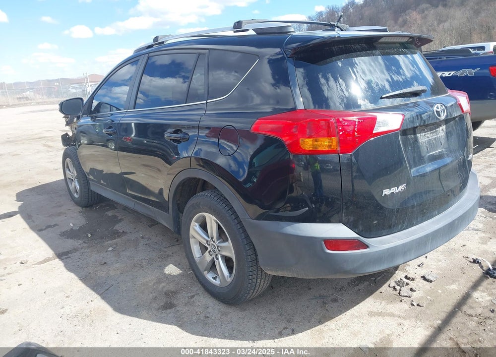 2015 TOYOTA RAV4 VIN: 2T3WFREV9FW172310