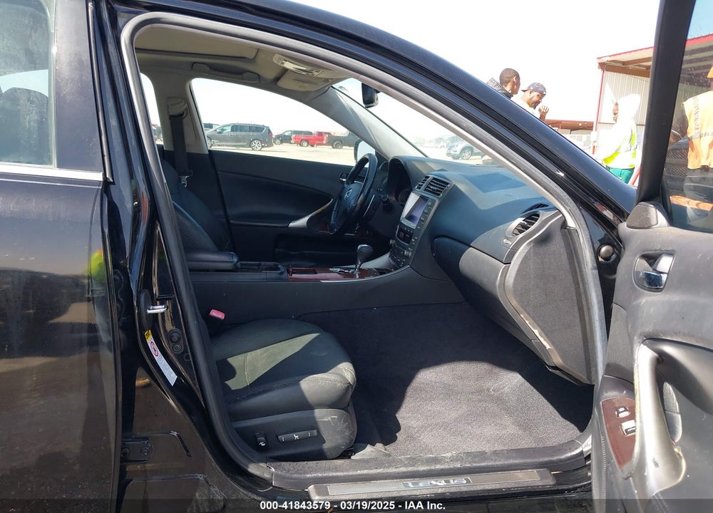 2007 LEXUS IS 250 VIN: JTHBK262772025532