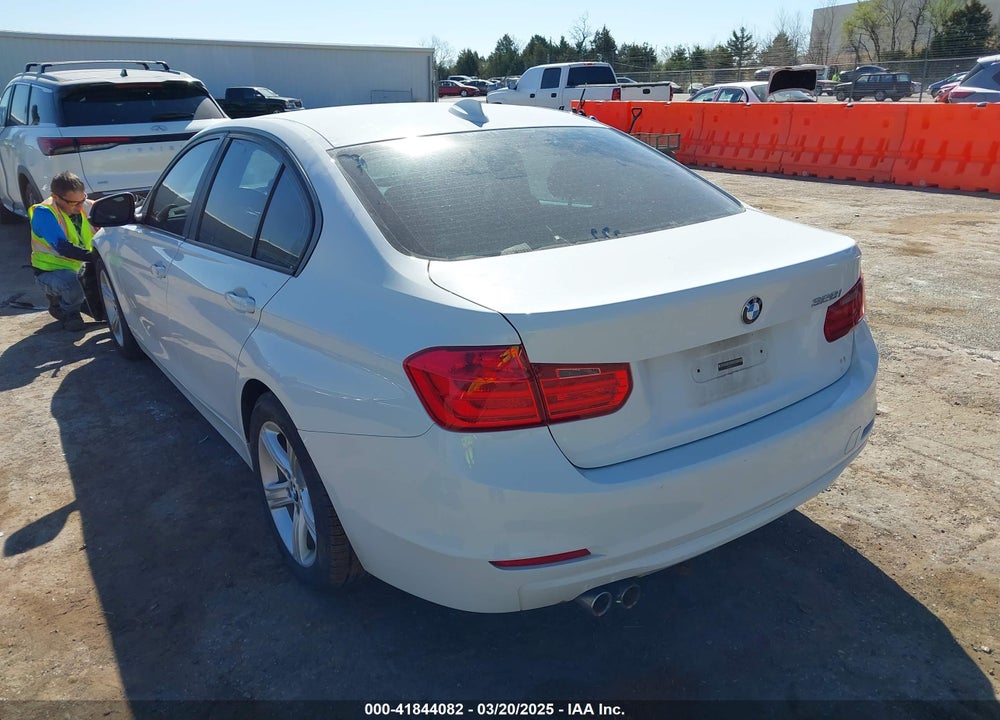 2013 BMW 328I VIN: WBA3A5G52DNP18714