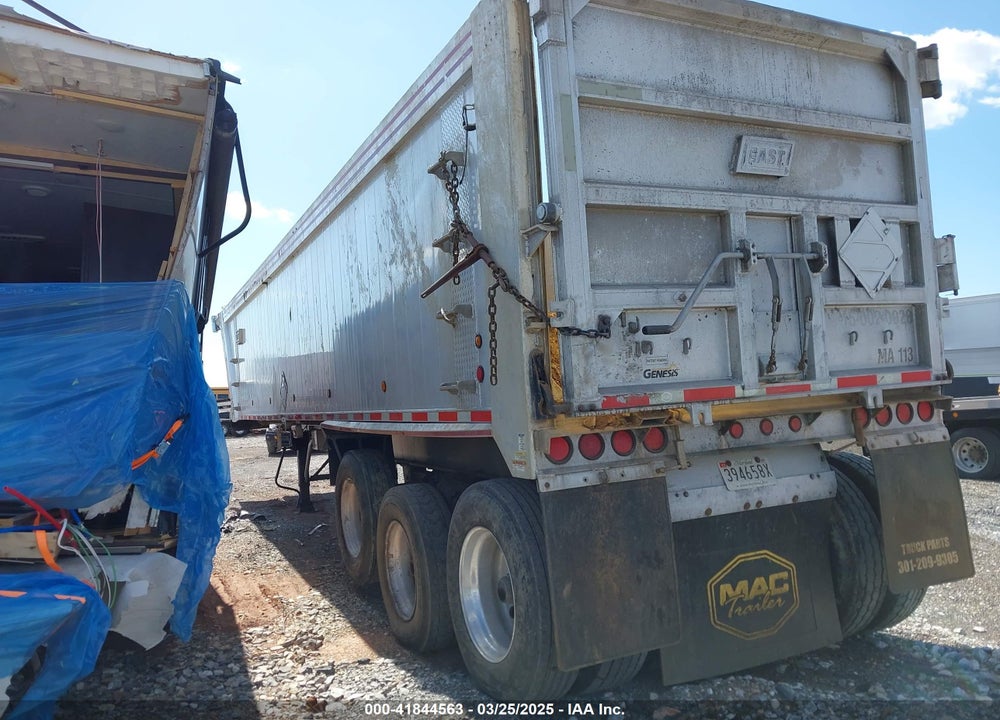 2003 EAST MANUFACTURING --- VIN: 1E1D2T3803RL32750