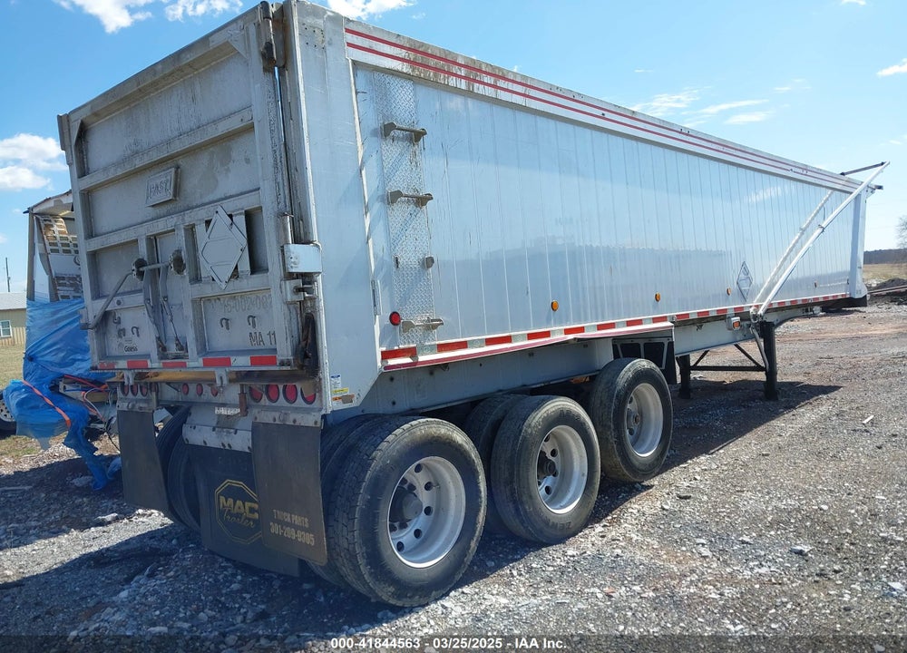 2003 EAST MANUFACTURING --- VIN: 1E1D2T3803RL32750