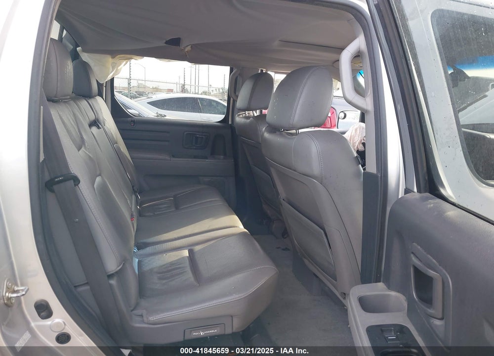 2010 HONDA RIDGELINE VIN: 5FPYK1F55AB011303
