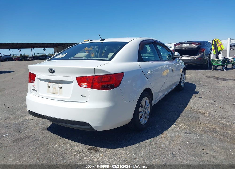 2013 KIA FORTE EX VIN: KNAFU4A29D5648061